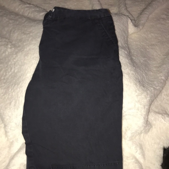 2for15 Nice pair of navy blue shorts 🩳 - Picture 3 of 5